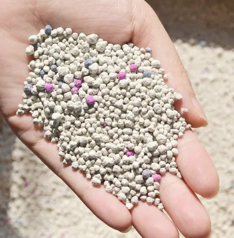 Pet Vibes Bentonite Cat Litter Lavender Scent  20L