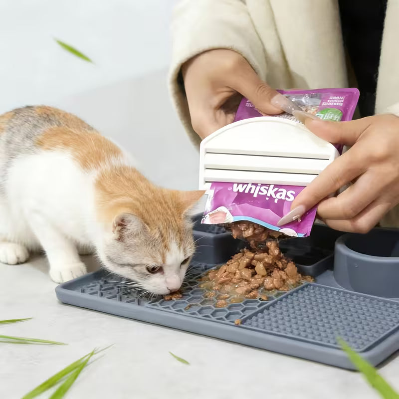 Cat Food Dispenser Scraper