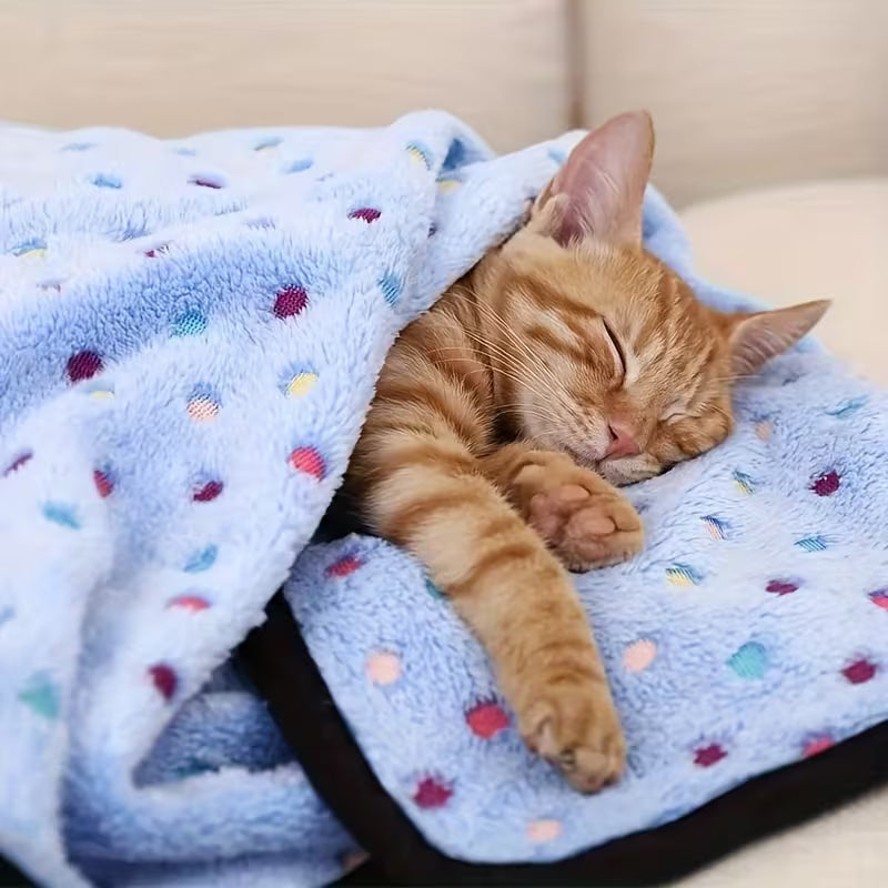Soft Pet Blanket for Cats and Dogs