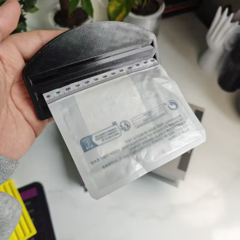 Pet Food Squeezing Tool
