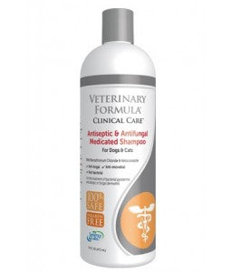 Synergy Labs Veterinary Formula Clinical Care Antiseptic & Antifungal Medicated Shampoo For Dogs & Cats 473ml